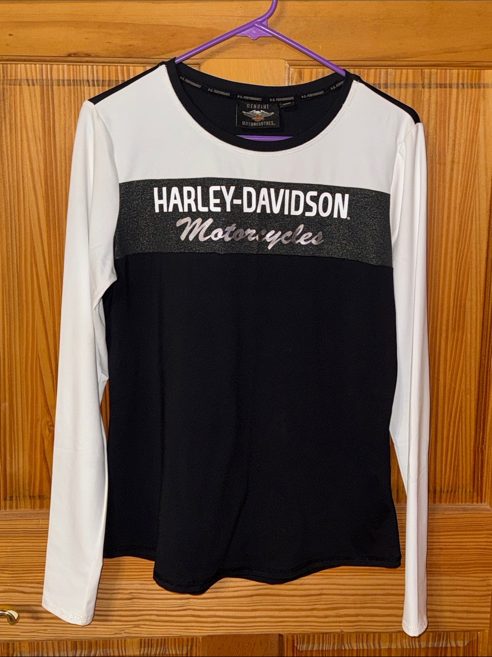 Harley-Davidson Black and White Long-Sleeve Crewneck Tee